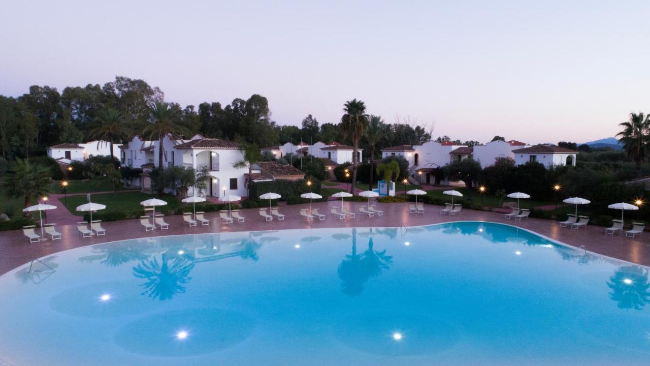 Marina Torre Navarrese Resort Santa Maria Navarrese Buitenkant foto